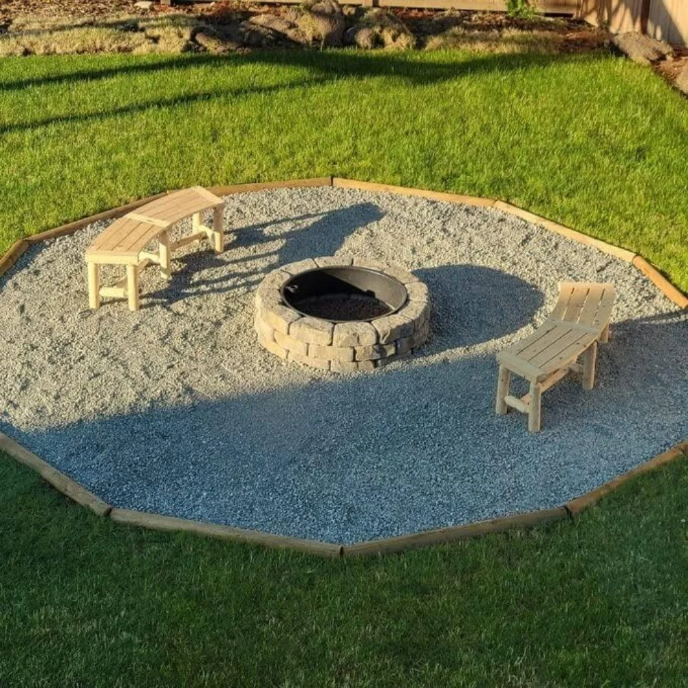 Banco de madeira curvado Backless do patamar, cedro rústico exterior do estilo, revestimento natural, plataforma do jardim do pátio e quintal, 40-55W × 14D × 16.5H