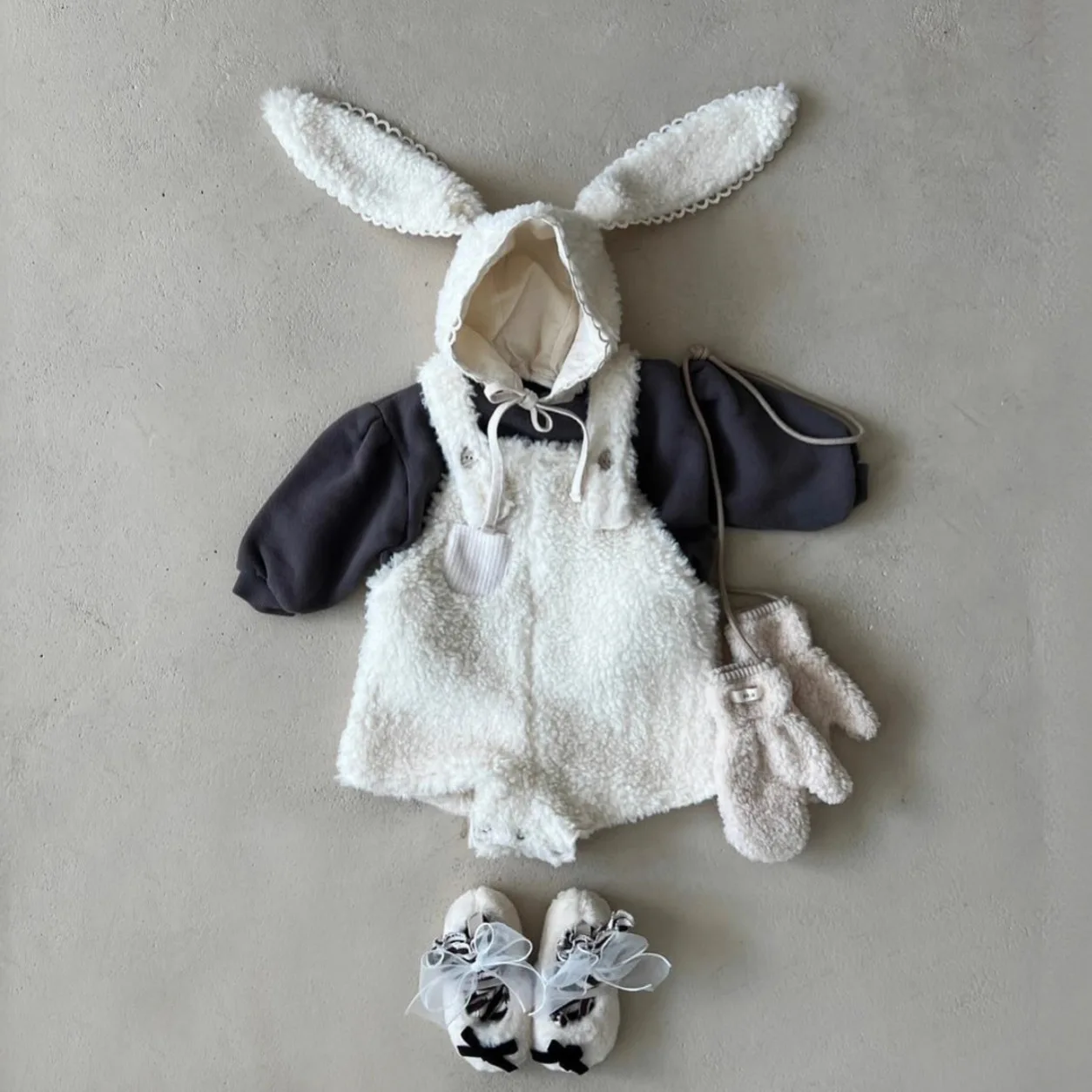 

2025 Winter New Baby Sleeveless Warm Bodysuit + Rabbit Ears Hat Boys Girls Overalls Infant Plush Jumpsuit Toddler Thick Clothes