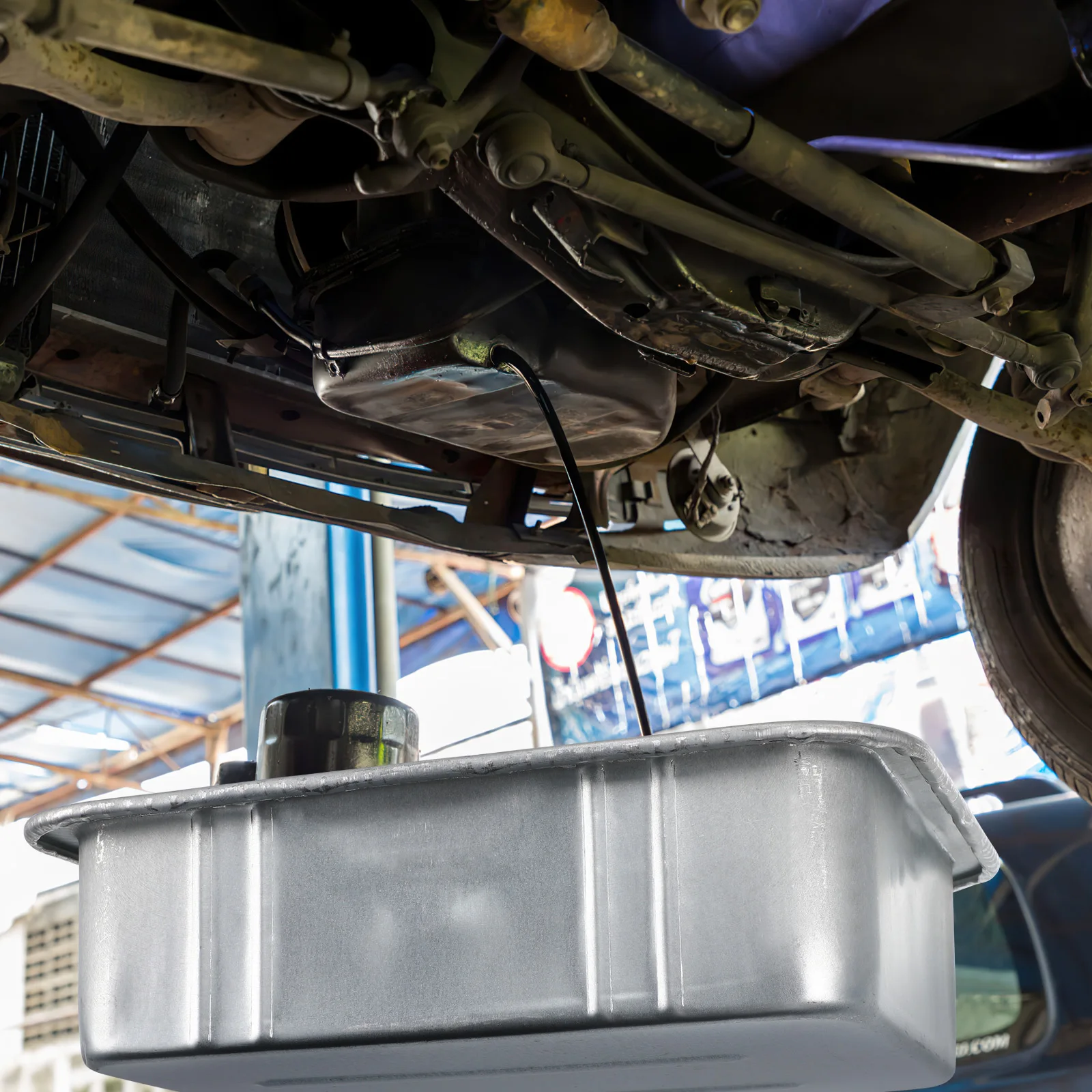 5L Steel Oil Drain Pan Heavy Duty Waste Engine Oil Collector with Crimped Lip Fluid Drip Tray for Garage Car Repair Tool