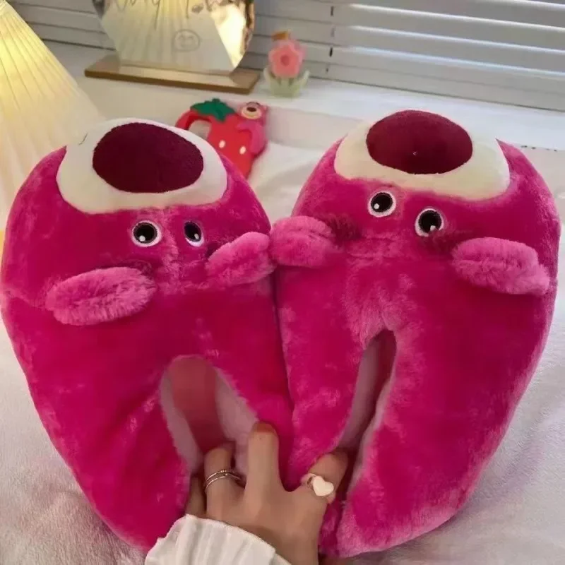 Zapatillas de algodón Lotso de Disney para mujer, pantuflas cálidas y esponjosas para invierno, Zapatillas de casa de felpa antideslizantes con dibujos animados a la moda para interior