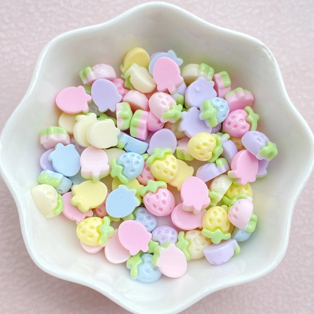 30Pcs New Cute Resin Small Strawberry Flat Back Ornament Jewelry Making Manicure Hairwear Accessories