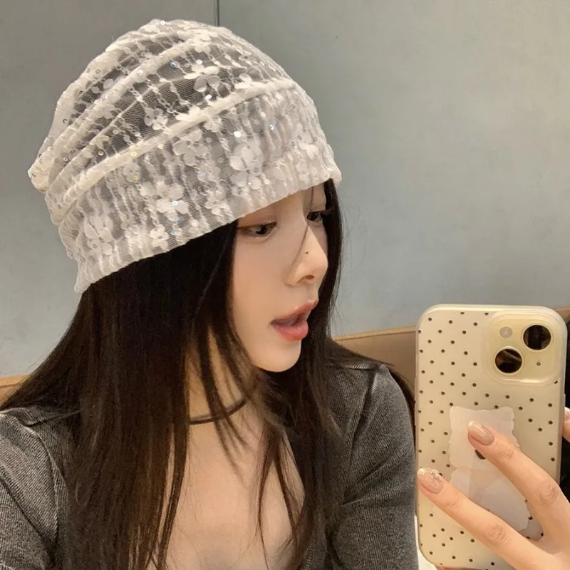 New Spring and Summer Thin Lace Flower Mesh Pullover Hat Women Retro Niche High-end French Temperament Short-brimmed Beanie Cap