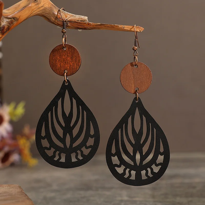 Vintage bohemian hollow stitching earrings