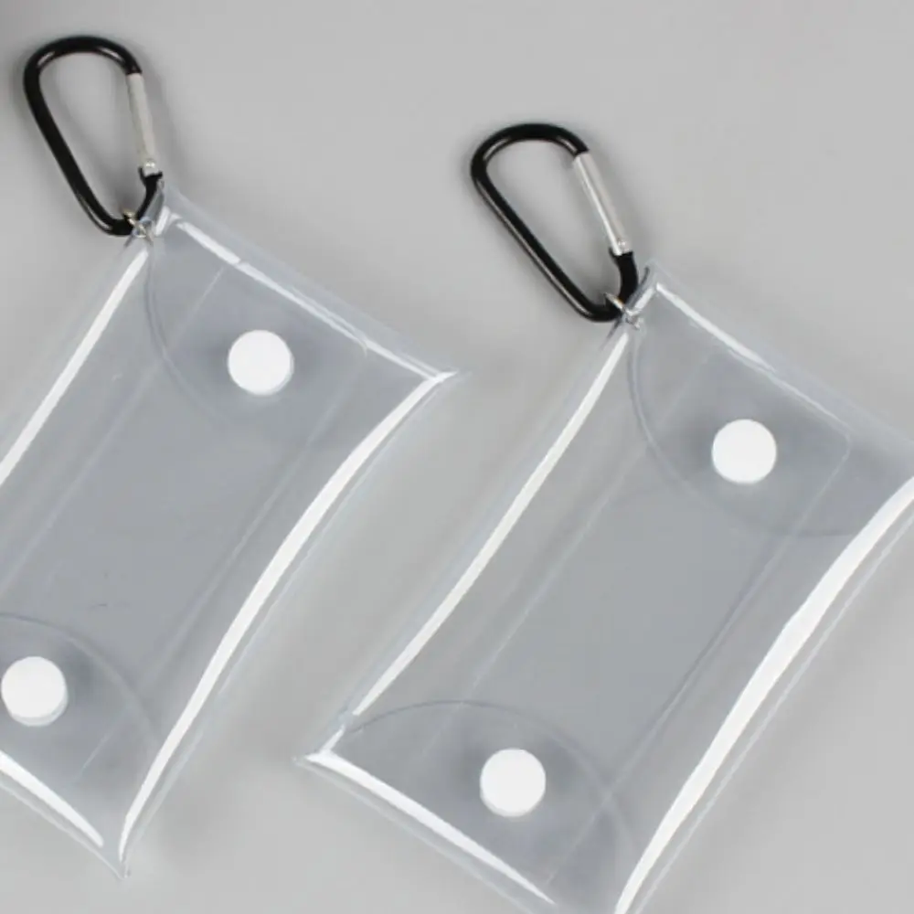 حقيبة عرض أنيمي لطيفة مقاومة للغبار مع مشبك معدني صندوق تخزين شفاف سلسلة مفاتيح متعددة الأحجام حقيبة تنظيم محفظة صغيرة