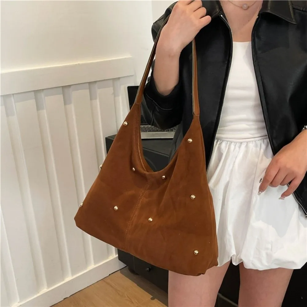 

New Large Capacity Shoulder Bag Rivet Solid Color Ladies Handbags Faux Suede Underarm Tote Bag Female