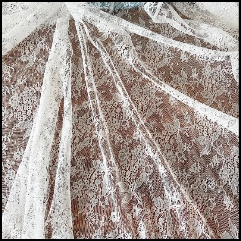 Tela de punto de hoja base para vestido de novia, tela para ropa infantil, tela floral bordada de alta calidad, tela de encaje de hilo cortado con flores