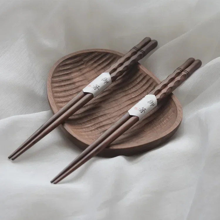 2 pairs Creative Chinese black walnut tortoise shell tangent wooden chopsticks household gift chopsticks wooden chopsticks