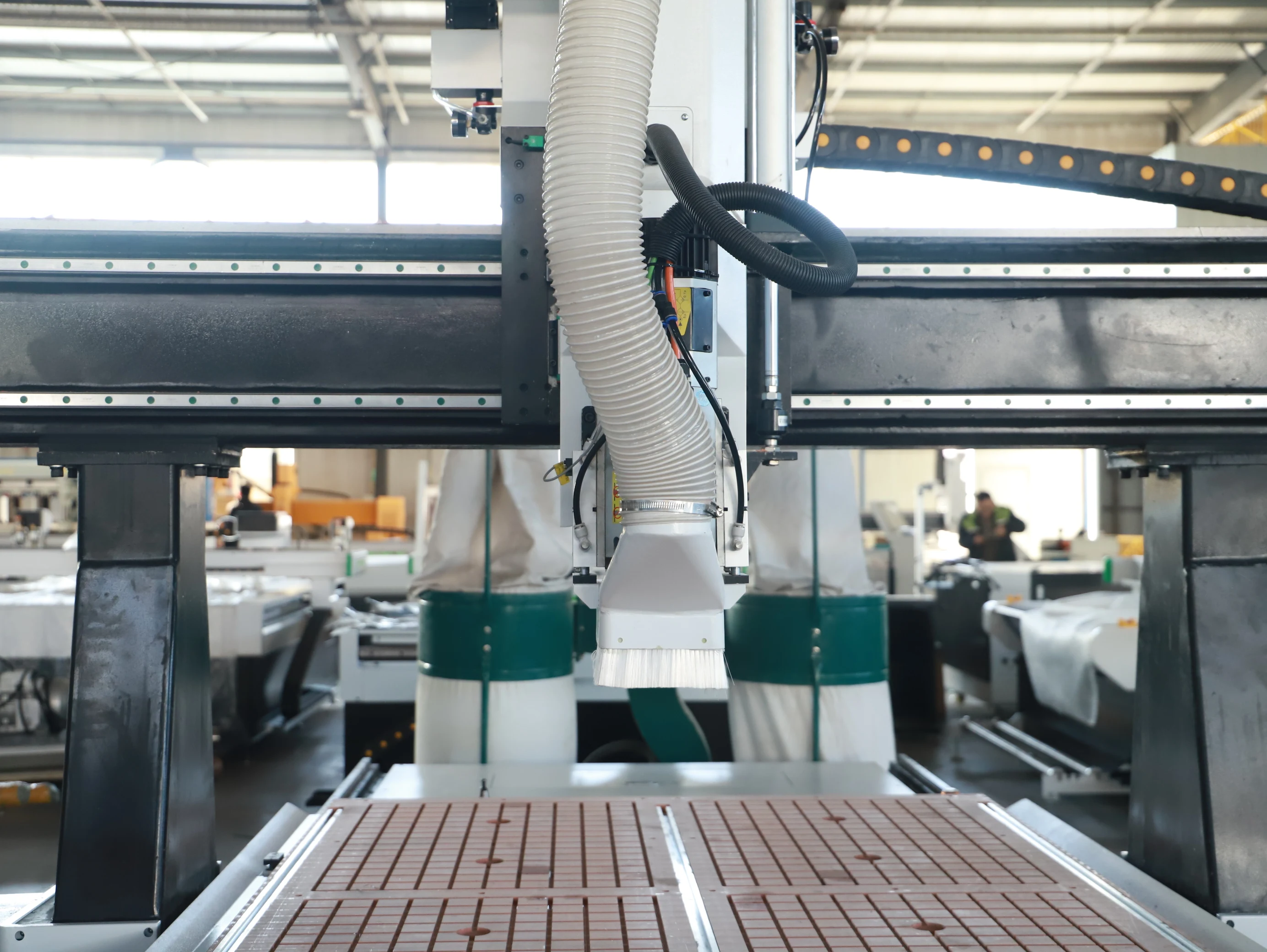 Automatic 3D Wood C…