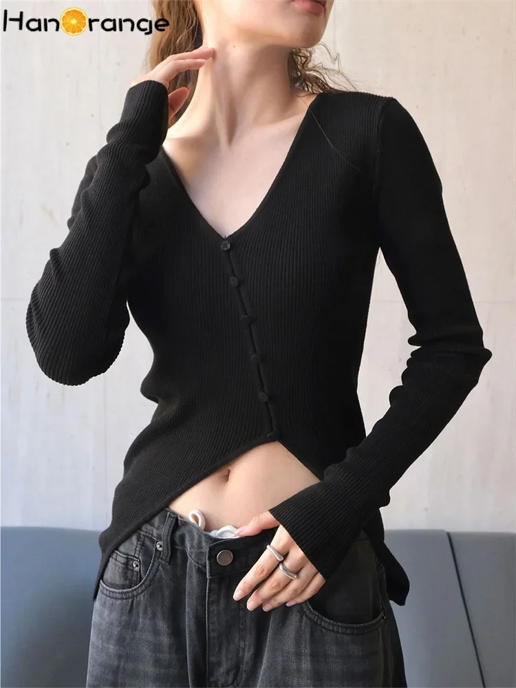 HanOrange 2024 Autumn V-neck Open Umbilical Sweater Women Elastic Slimming Casual Knitted Top Pullover Black/White Apricot