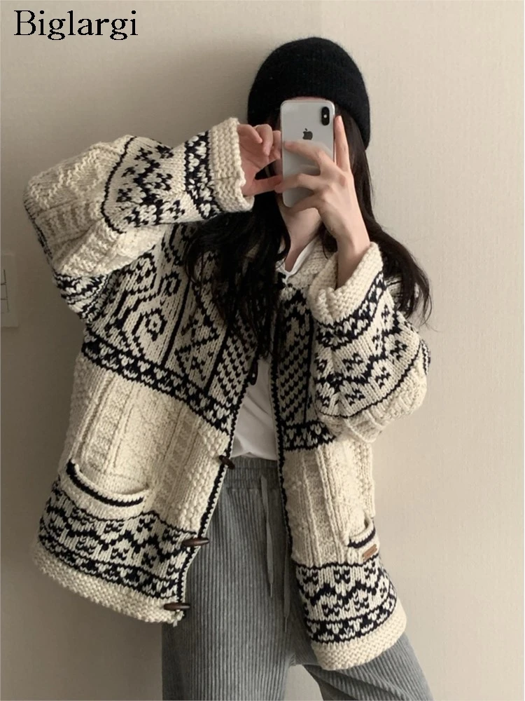

Knitted Autumn Winter Floral Print Cardigan Women Loose Korean Style Ladies Cardigans Casual Fashion Woman Sweater Coats