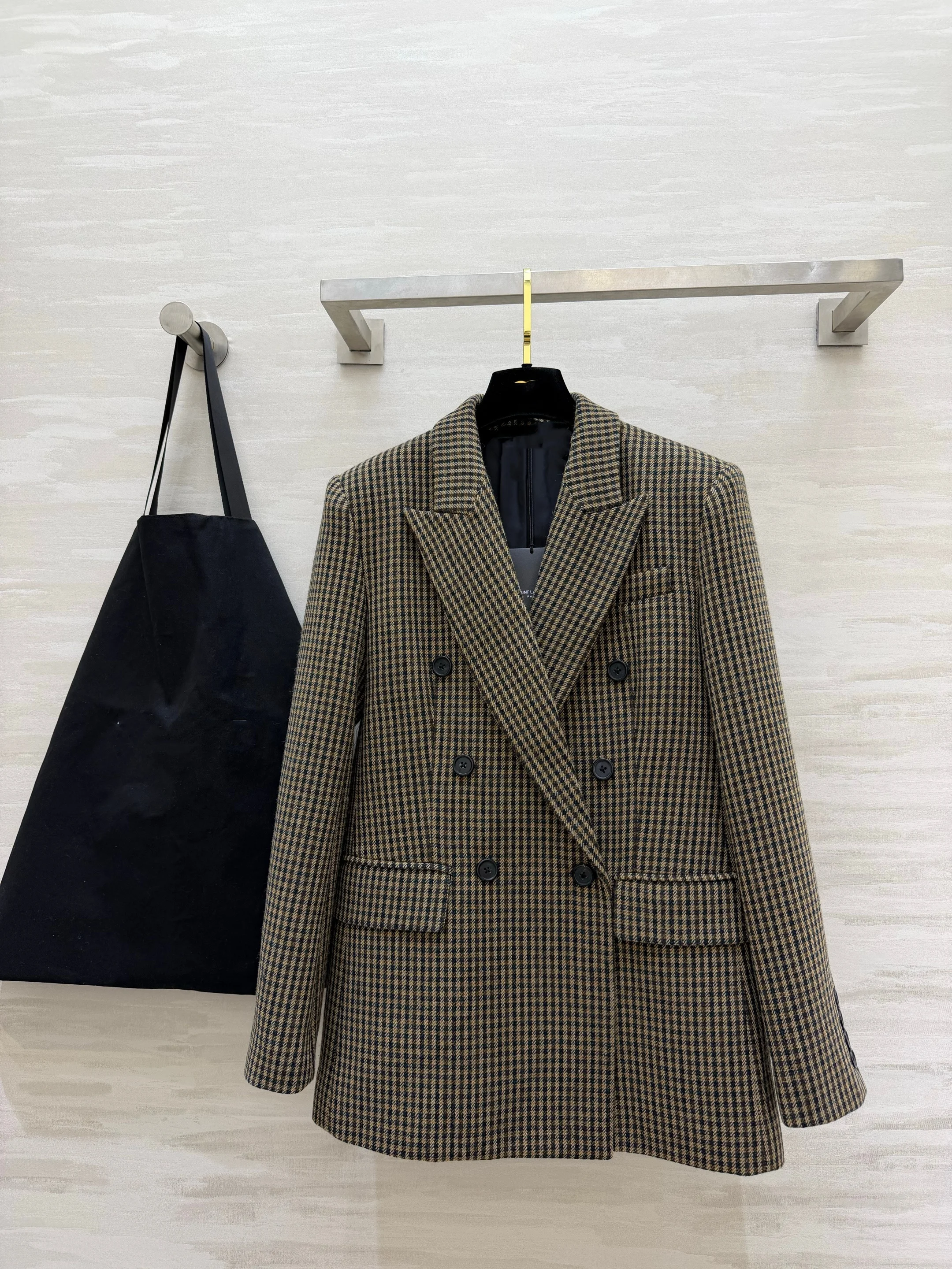Autumn 2026 - Women's wool blazer with thousand-peg pattern - Retro double button closure - Loose and comfortable fit
