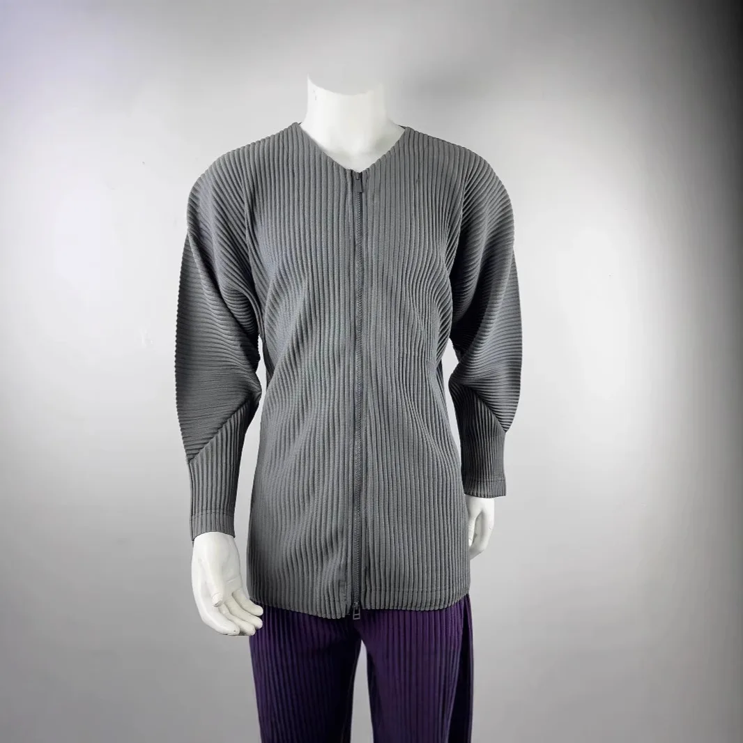 Miyake Spring Autumn Winter 2025 Men's Pleated Crew Neck Jacket Pleated Casual Long Sleeve V-Neck Plisse Zipper Jacket Men