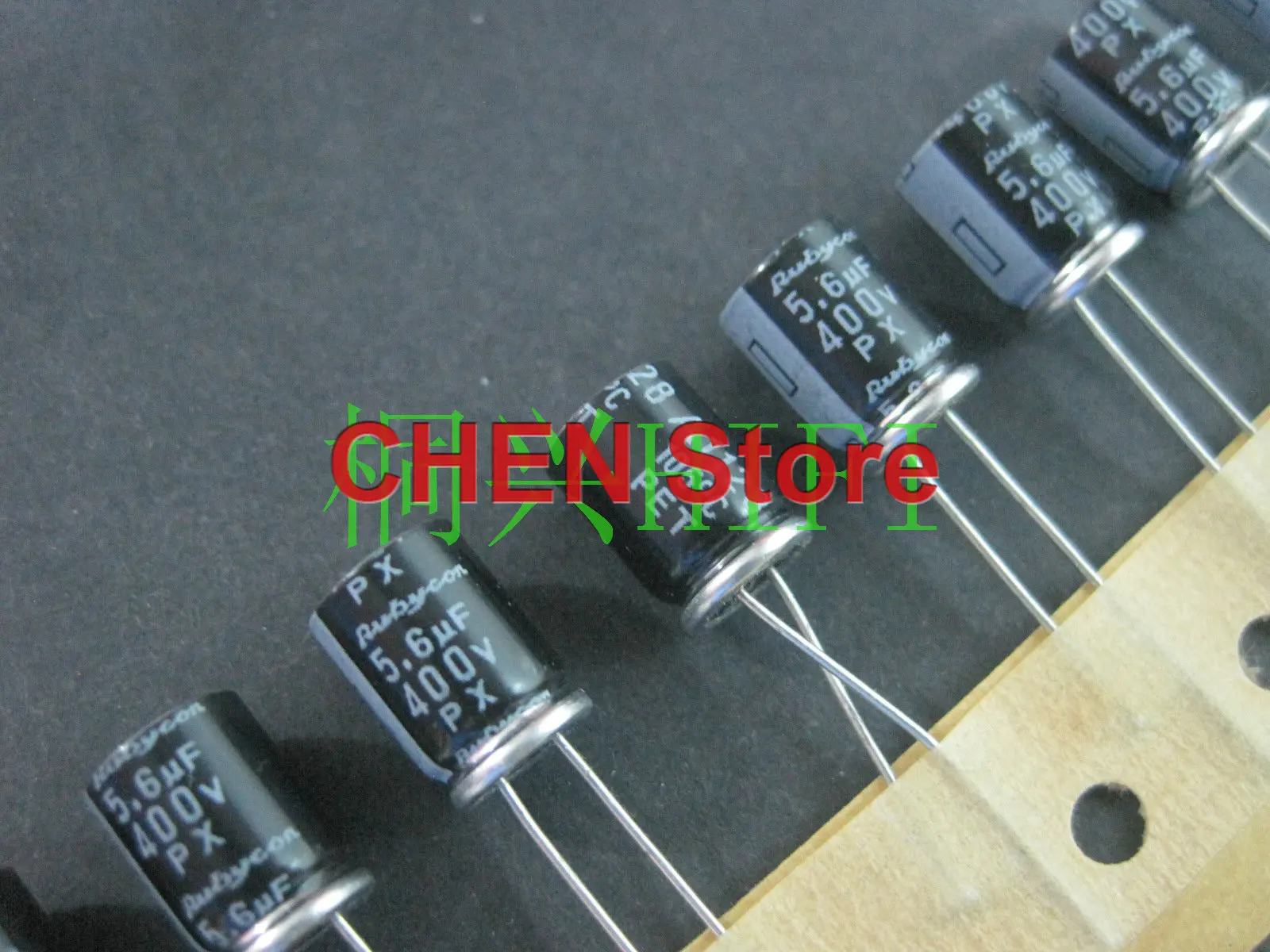 

20pcs/50pcs Rubycon PX 5.6UF 400V 8x11.5mm electrolytic capacitor of Japan 105 degrees 400v5.6uf 1000-2000 hours