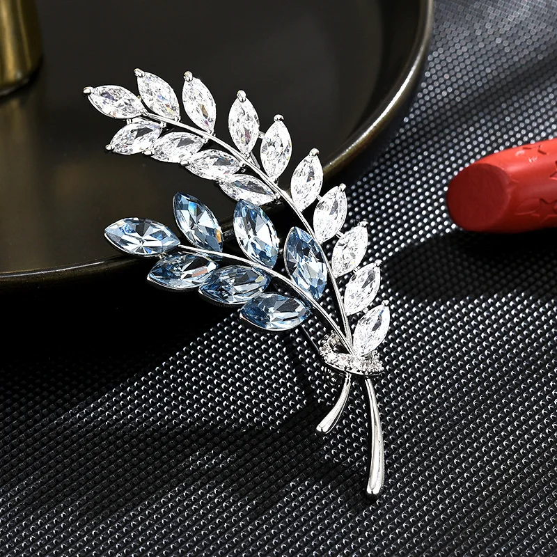 Chinese Style Lucky Auspicious Fortune Wheat Ear Blue Clear Crystal Zircon Brooch Luxury Women Suit Dress Lapel Pin Jewelry Gift