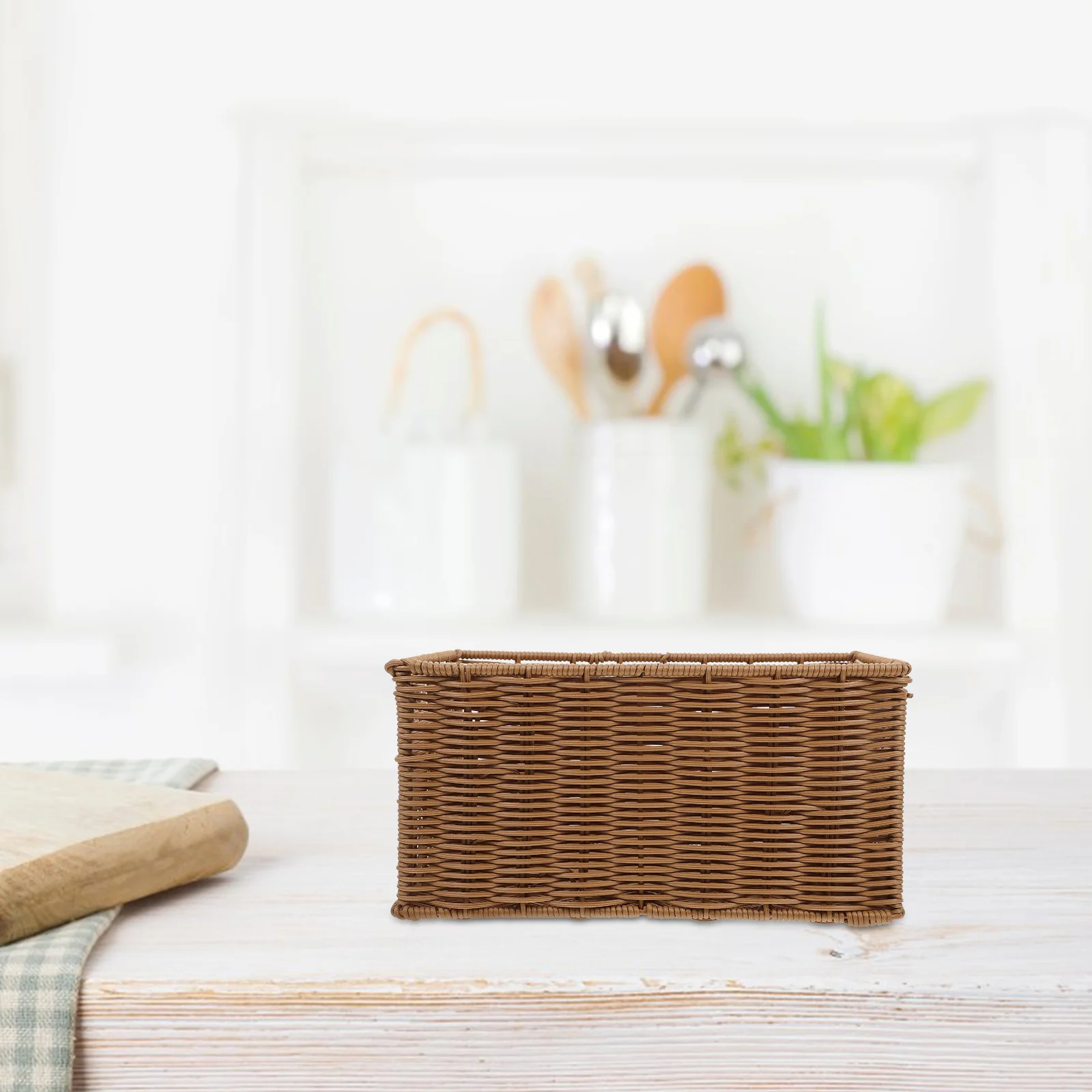 

Retro Imitated Rattan Woven Basket Plastic Storage Basket For Kitchen Fruit Snacks Bread Organization Household Decor