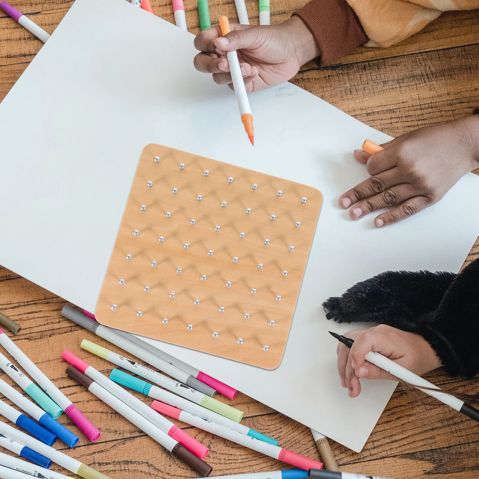 1Set Wooden Geoboard for Kids Fine Workmanship Smooth Surface No Burr Safe for Fingers Parent-Child Interactive Travel Game