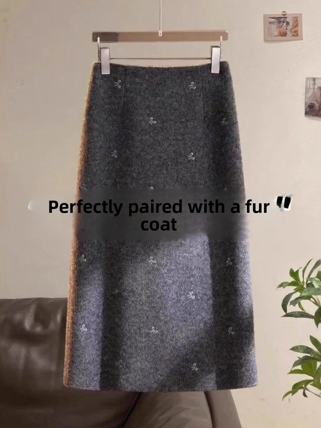

plus Size Women's Elastic Waist Midi Skirt Autumn Winter Embroidery Straight Cut Bodycon Skirt High Waist Polyester Fiber
