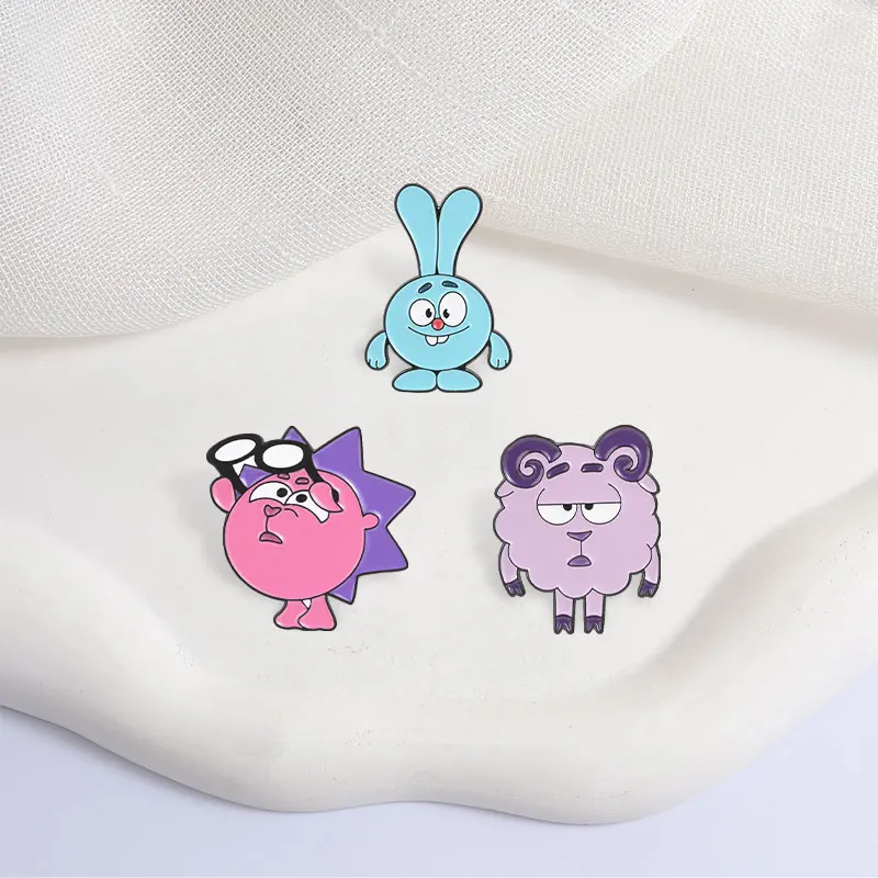 Cartoon Russische Animations-Tier-Emaille-Anstecknadeln: Süßer Rosa Igel, Lila Schaf, Blauer Hase – Broschen für Rucksack, Revers, Abzeichen, Schmuckgeschenk – Detail 6