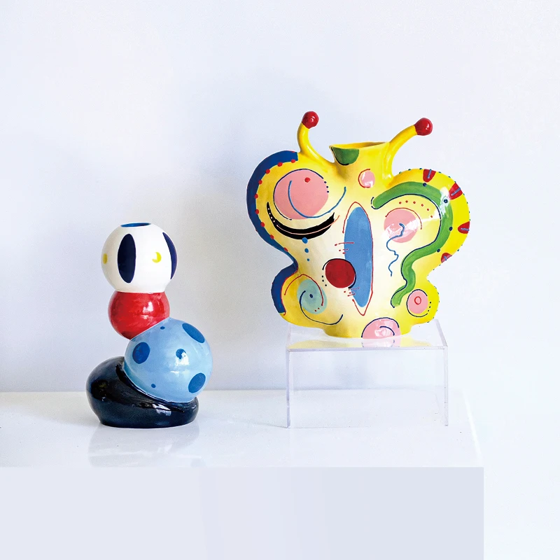 Modern multi-color butterfly style hand-painted ceramic vase transparent glaze high temperature firing unique design
