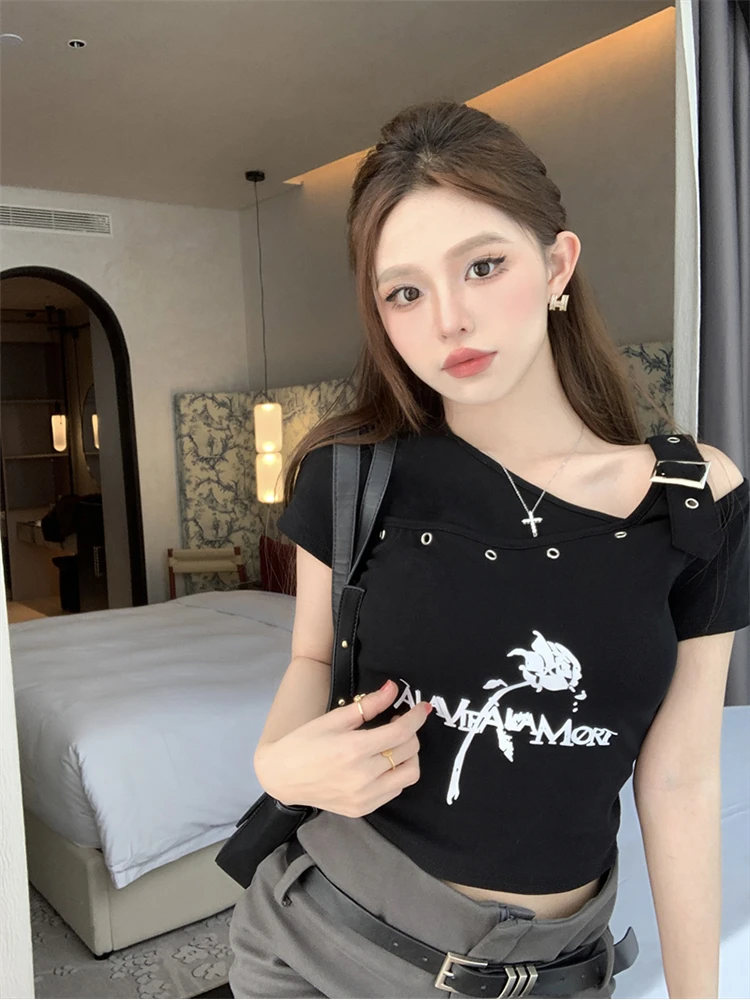 

Unique and sexy off shoulder rose print T-shirt for women in summer, high waisted, short, exposed navel, sweet and spicy top