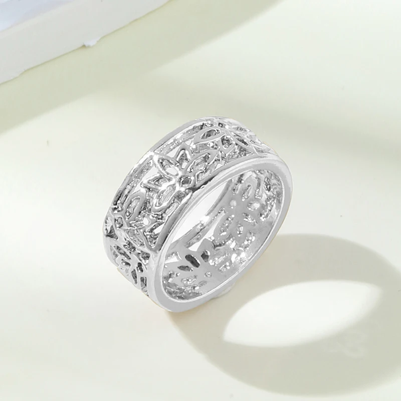 Huajie Three Colors Women\'s Lotus Hollow Pattern Classic Rings Elegant Retro Banquet Party New Female Ring Jewelry Accessories