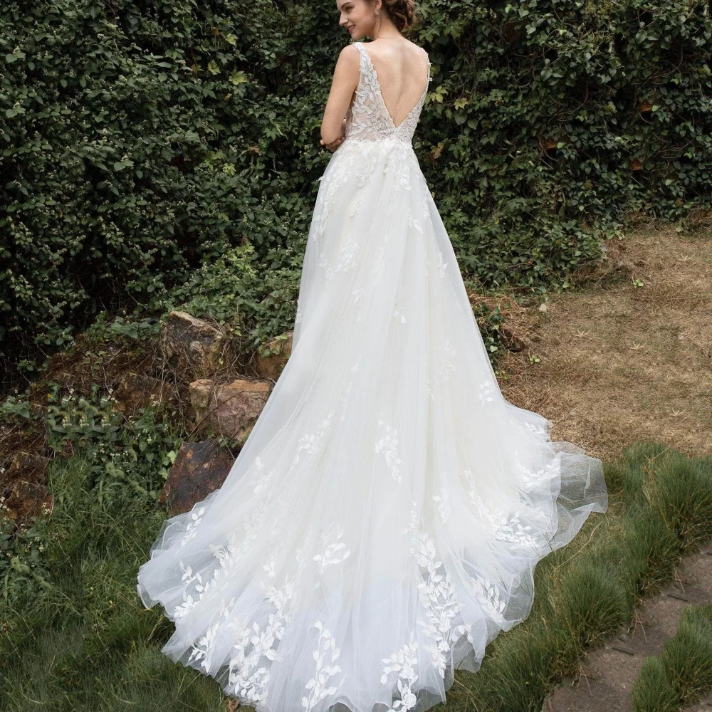 Vestidos de novia personalizados sin espalda una línea vestidos de novia bohemios tanque de encaje cuello en V tul nueva bata de novia vestido de novia