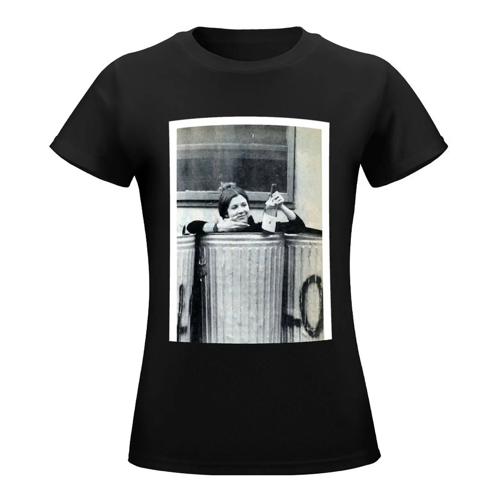 Carrie Fisher In A Bin Essential T-Shirt plain animal prinfor cute t-shirts for Women