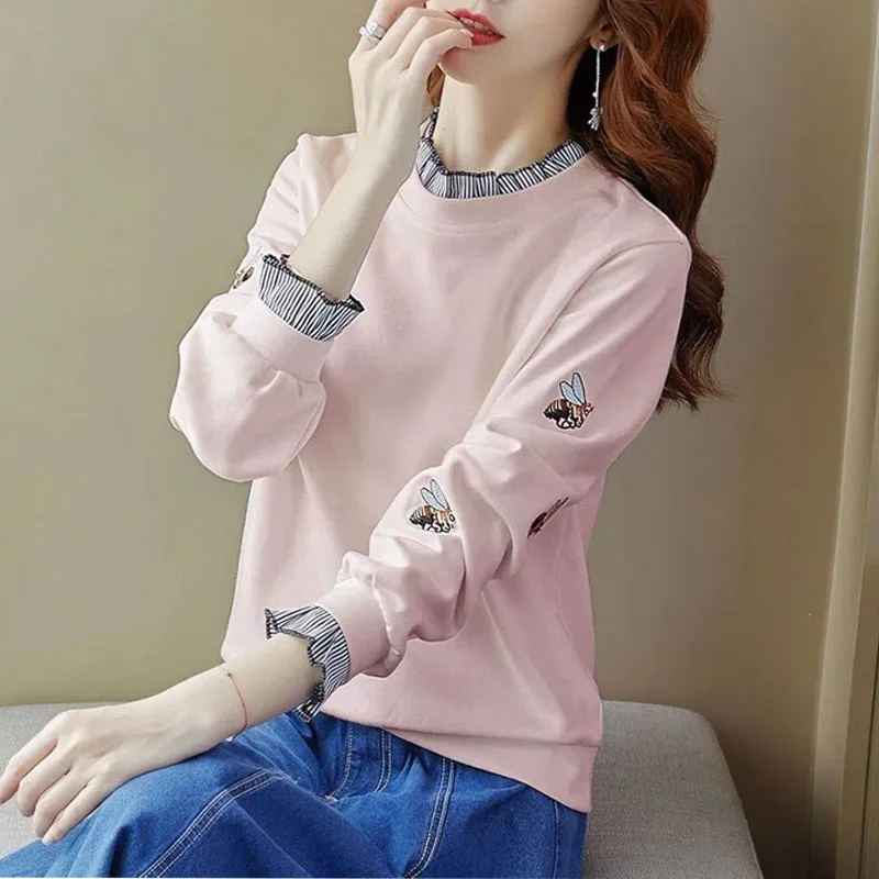 

New Autumn/Winter Fashion Fake Two Piece Embroidered Plush Thickened Round Neck Loose Versatile Casual Commuter Women's Sweater