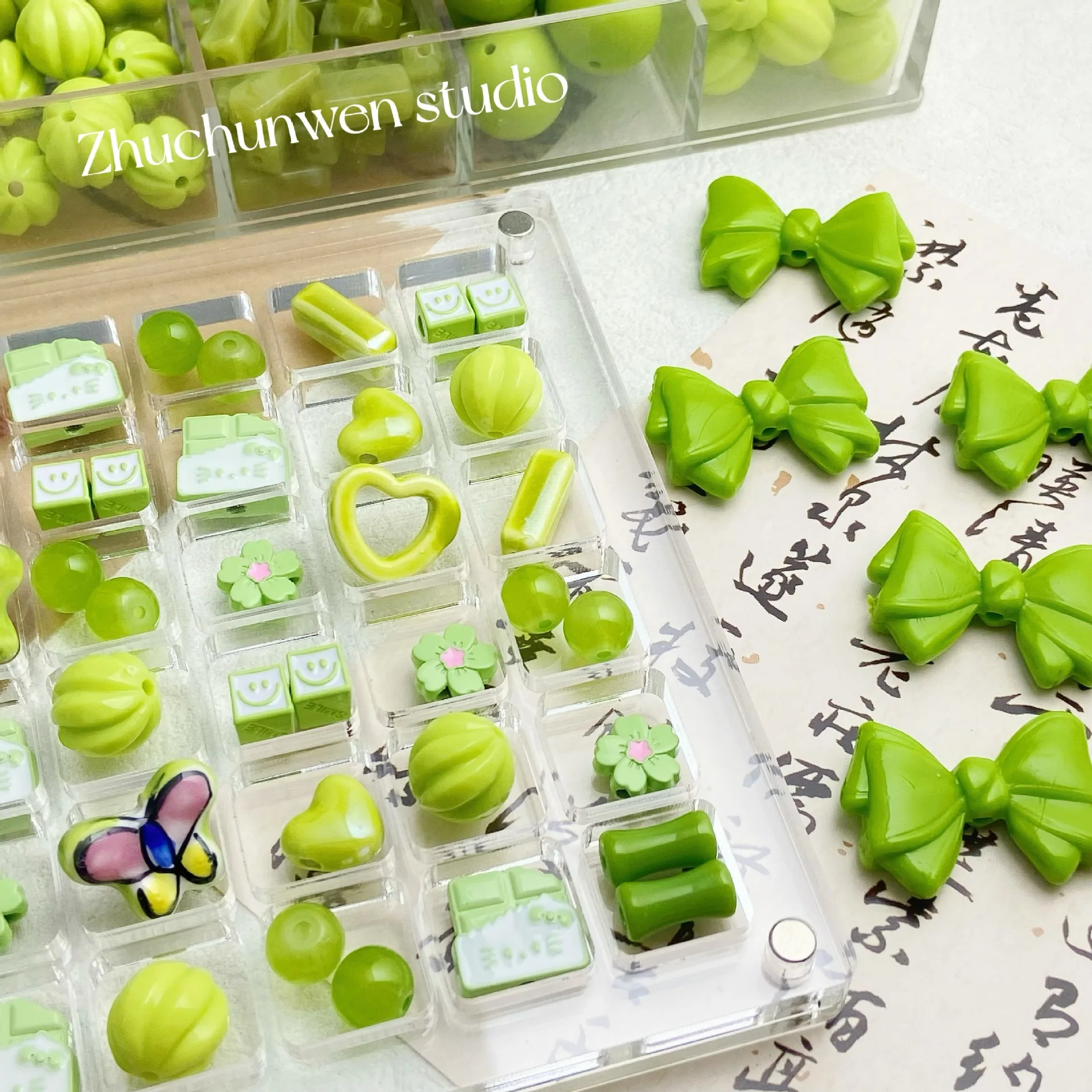 10 قطعة من الخرز الأصفر والأخضر، خرز فضفاض من سبائك الأكريليك، مادة مطرزة يدوية الصنع، سوار، سلسلة هواتف محمولة Acce #4