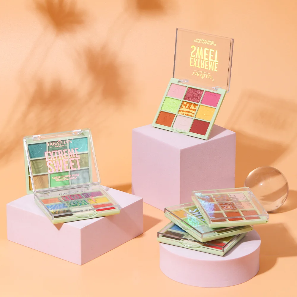 Palette di ombretti trasparenti 9 colori Nuovi toni neutri opachi e luccicanti Trucco Instagram Bellezza virale Must Have per le donne