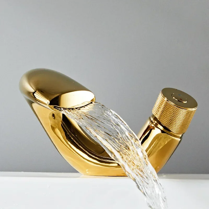 Keran air panas dan dingin rumah tangga berbahan tembaga penuh Keran wastafel di bawah meja Keran air terjun kamar mandi kreatif warna emas