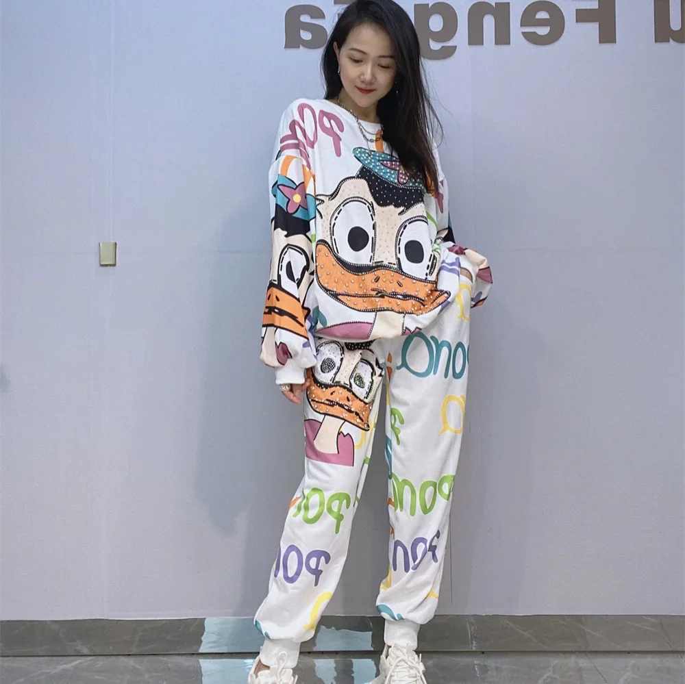 

New Autumn Women Two-piece Sets Diamonds Beads Cartoon Printed Pullover Long Sleeve Hoodie Top + Casual Harem Pants Female Suits