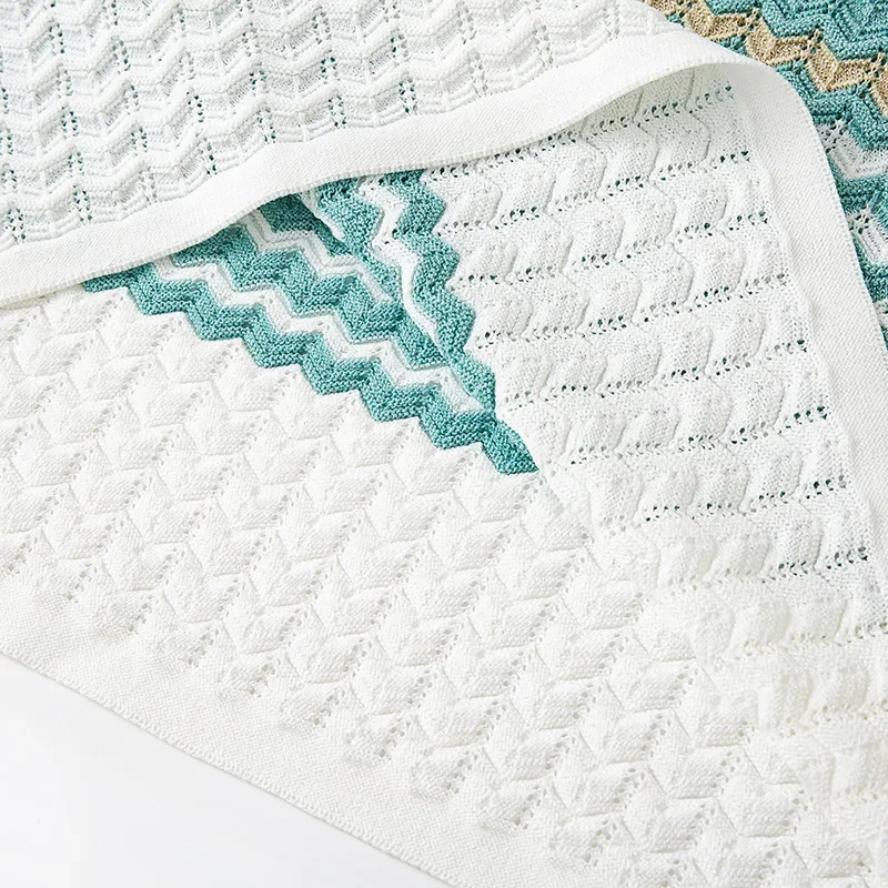 เดรสไหมพรมคอวี แขนยาว ทรงเข้ารูป โชว์ช่วงเอว สำหรับงานเลี้ยงกลางคืน งานวันเกิด หรืองานปาร์ตี้ต่างๆ