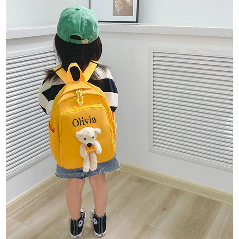 Mochila de guardería personalizada para niños y niñas, accesorios de oso de peluche de dibujos animados, mochila informal para niños