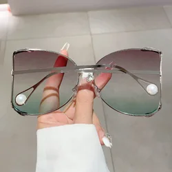 New in Oversized Metal Sunglasses Women For Female Luxury Brand Designer Elegant Pink Sun Glasses Vintage Big Frame Pearl Shades