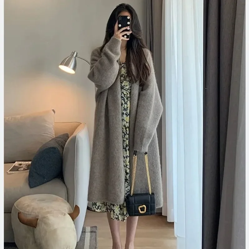 

2024 New Apricot Sweater Jacket Women's Autumn and Winter Loose Lazy Wind Midi Knitted Cardigan