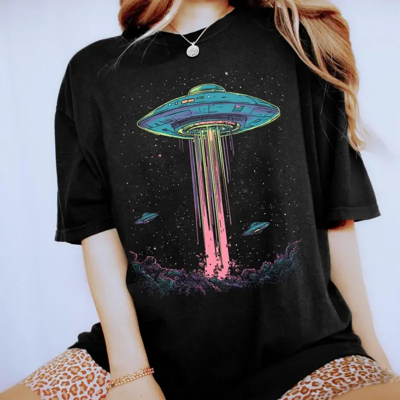 Retro Neon UFO T-Shirt Trippy 90s Psychedelic Alien Spaceship Graphic Tee Vintage Crew Neck Casual Short-Sleeve for Men Women