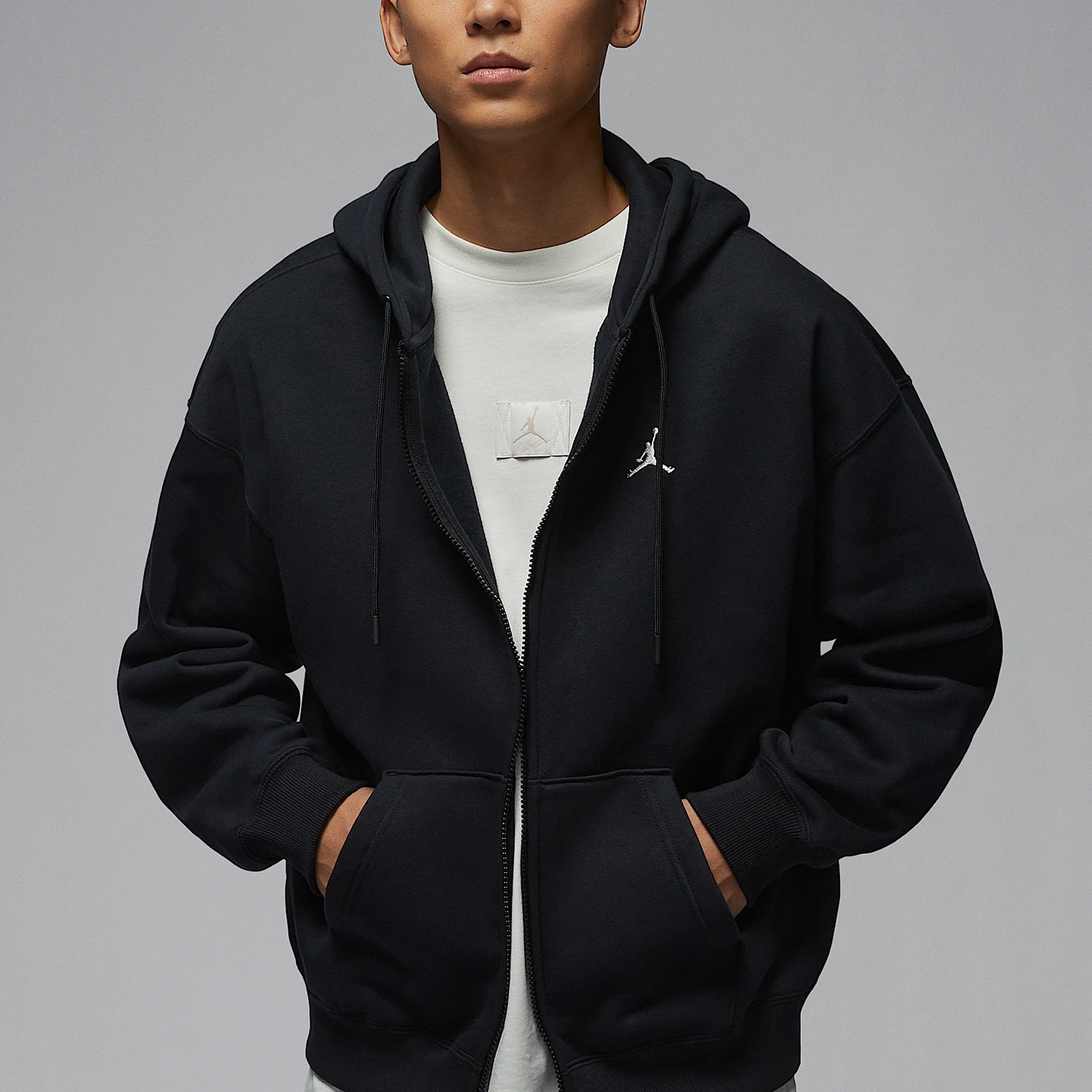 

Официальная мужская флисовая повседневная теплая куртка Nike JORDAN с капюшоном IB7232-010