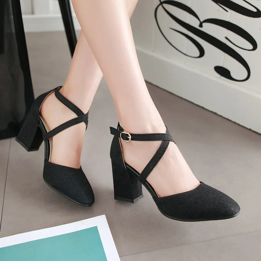 2024 Thick-Heeled Shoes Female Sequin Cloth Fairy Wind Summer All-Match Girl Round Toe Cross Belt Buckle Sandals for Women’s