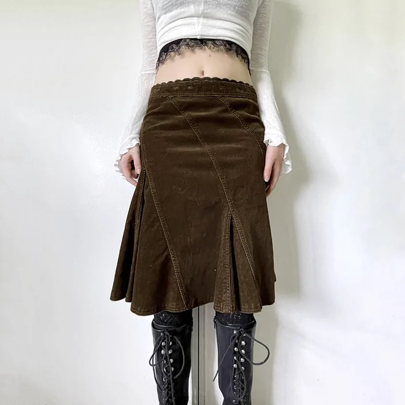 

Retro Style Low Waist Lace Patchwork Split Design Velvet Mid Length Skirt Irregular Half Skirt