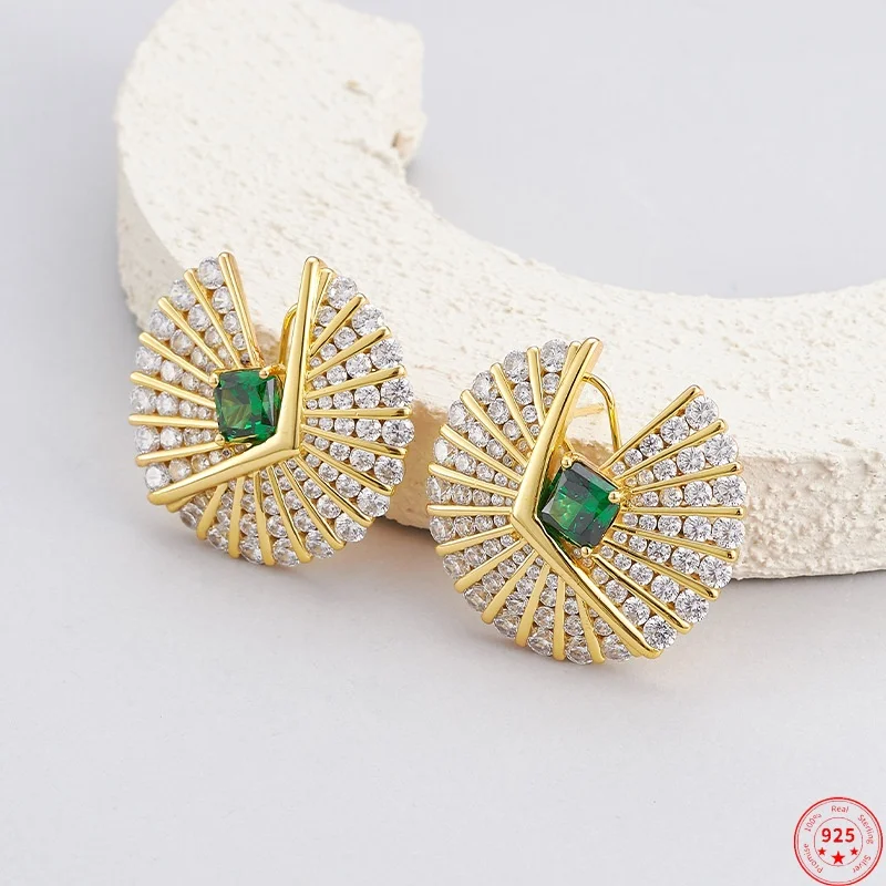 

S925 Sterling Silver Clips-on Earrings for Women Contrast Colored Micro Zircon Synthesic Emerald Ear Clips Jewelry Wholesale