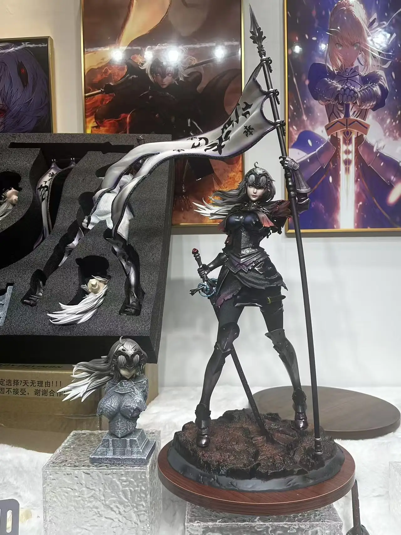 Figura de Acción Coleccionable de 65cm/25.5in de Raven X Lost Fgo Jeanne Darc Alter Ruler Fate con Daños de Batalla, Modelo de Anime