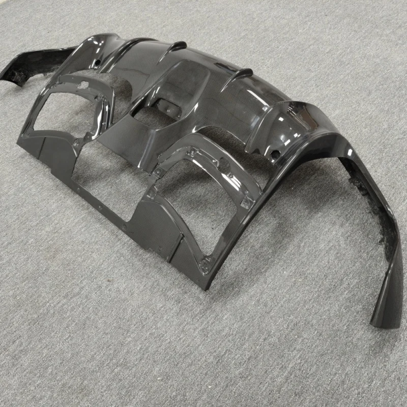 Новый OEM-стиль, сухая задняя губа диффузора из углеродного волокна, подходит для модификации кузова Ferrari Purosangue FUV