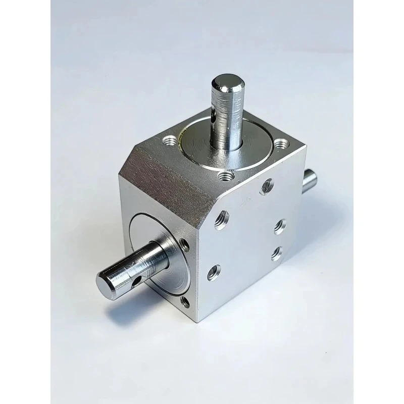 Suitable for  right angle commutator device speed ratio 1:1 double 8MM shaft