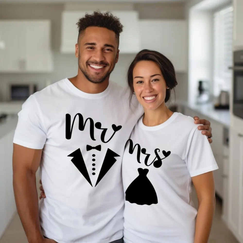 Bride and Groom Shirts Mr Mrs Sweatshirt Mr and Mrs Shirts Wedding Gift for Couple Tops Cotton Tees Oversized T Shirt Vintage