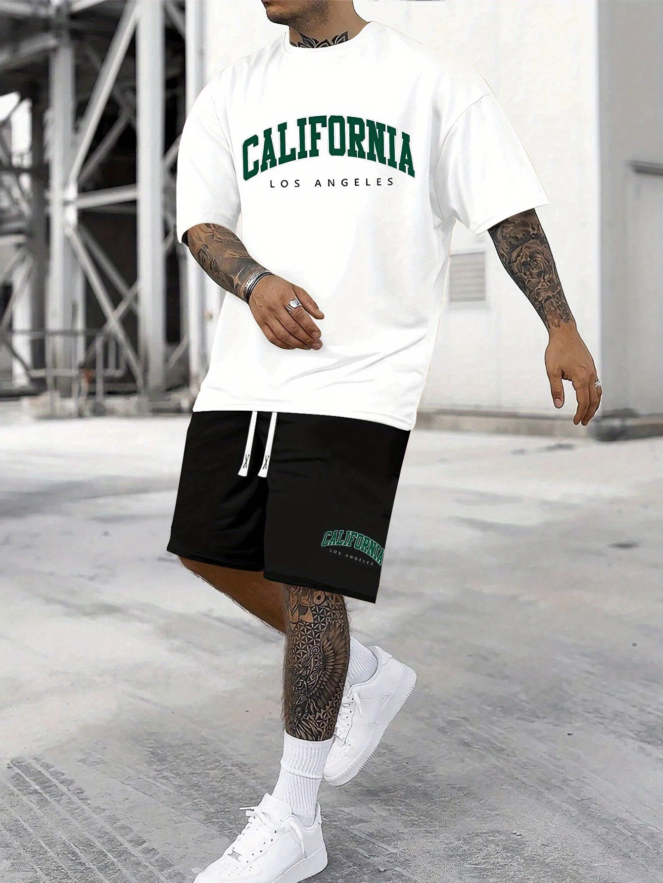 

Летний мужской повседневный спортивный комплект, свободная посадка, удобный топ с буквенным принтом в Калифорнии, топ с круглым вырезом, короткими рукавами и шорты, комплект из двух предметов