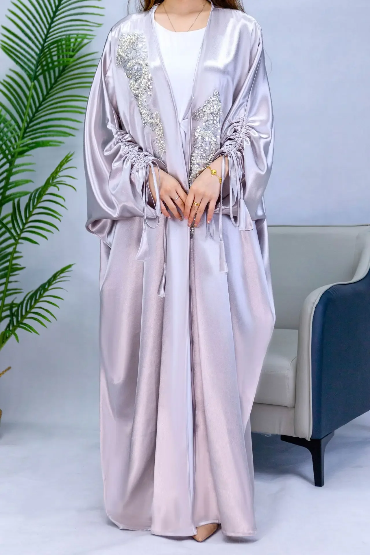 Kimono Abaya Turchia Raso Abaya Aperto per Le Donne Dubai Pianura Manica con Coulisse Perline Abiti Musulmani Vestito Islamico Caftano Veste