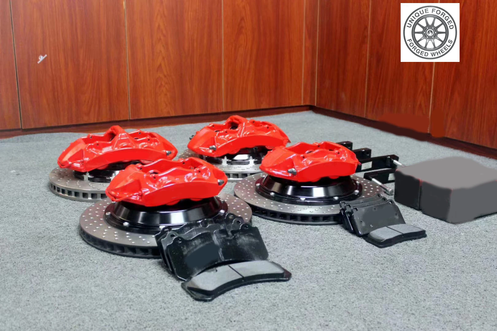 

26 Style Racing Big Brake Kit 6 Pot GT6 GT4 4 Piston 420mm Drilled Disc for Challenger Hellcats