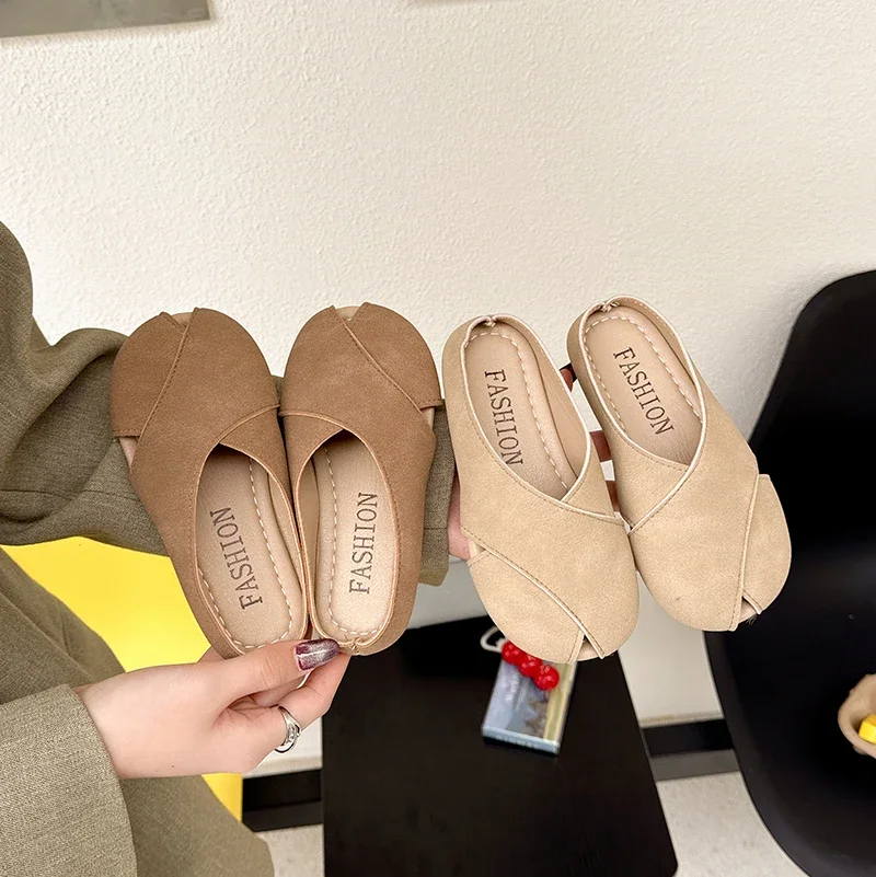 

2025 Little Kids Slippers Non-Slip Solid Color Kids Slippers for Girls Soft Sole Lightweight Beach Shoes Fashion Summer Vacation