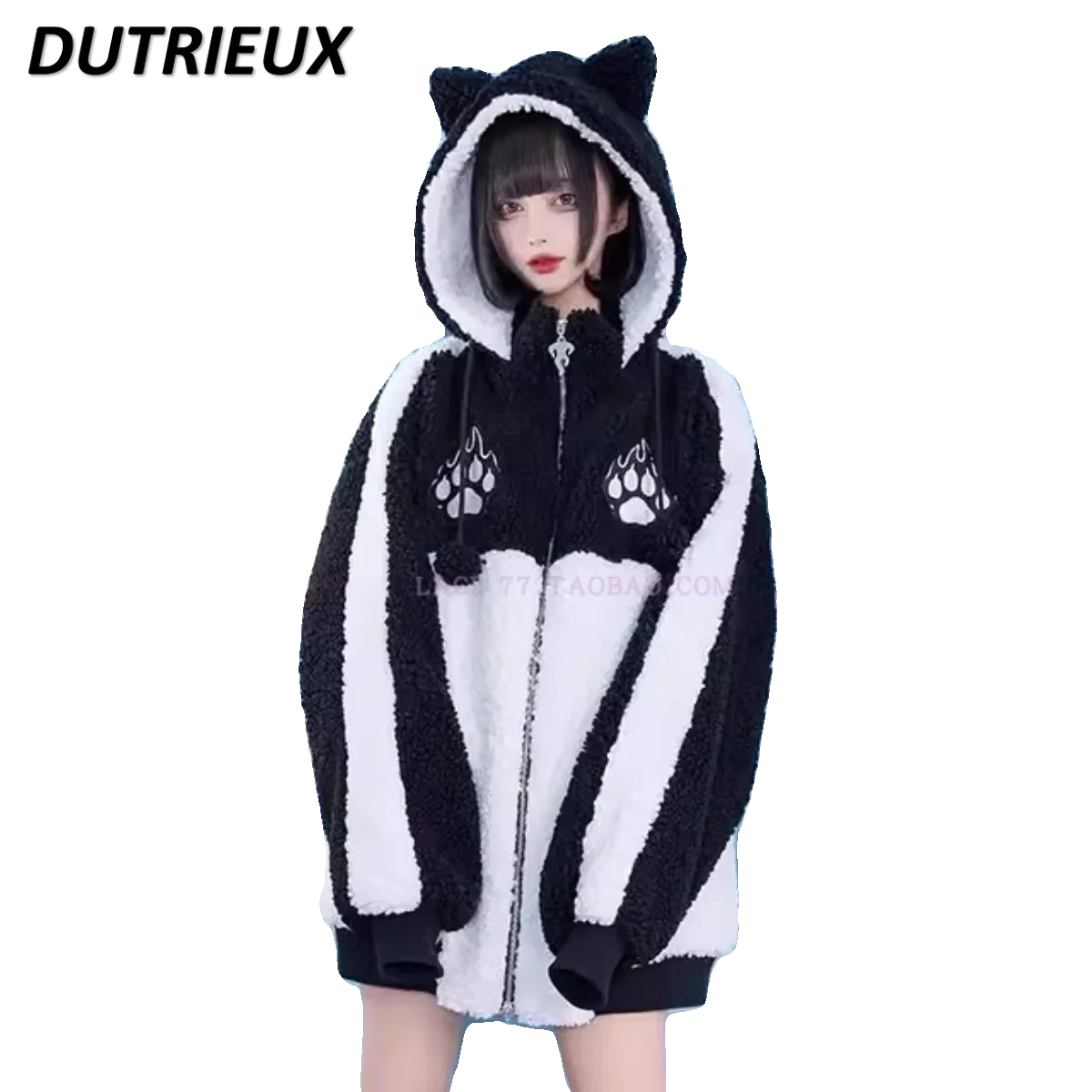 

Japanese Flame Claw Embroidered Cute Cat Ears Hooded Jacket Women Thickened Warm Berber Fleece Cotton-Padded Coat Winter Clothes